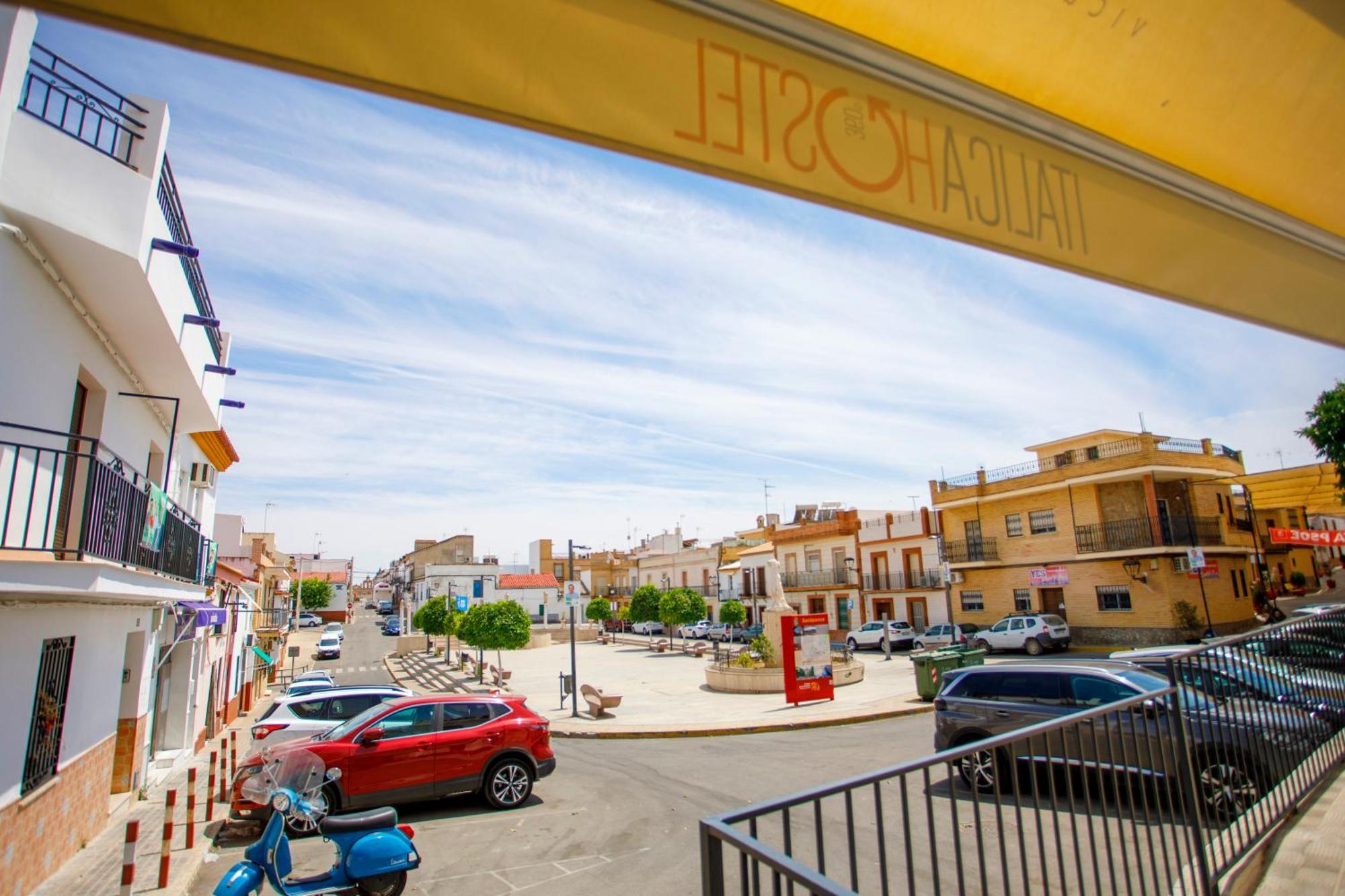 Italica Hostel Сантипонсе Экстерьер фото