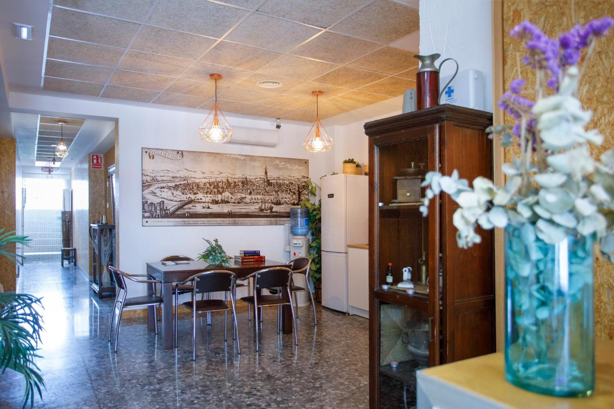 Italica Hostel Сантипонсе Экстерьер фото