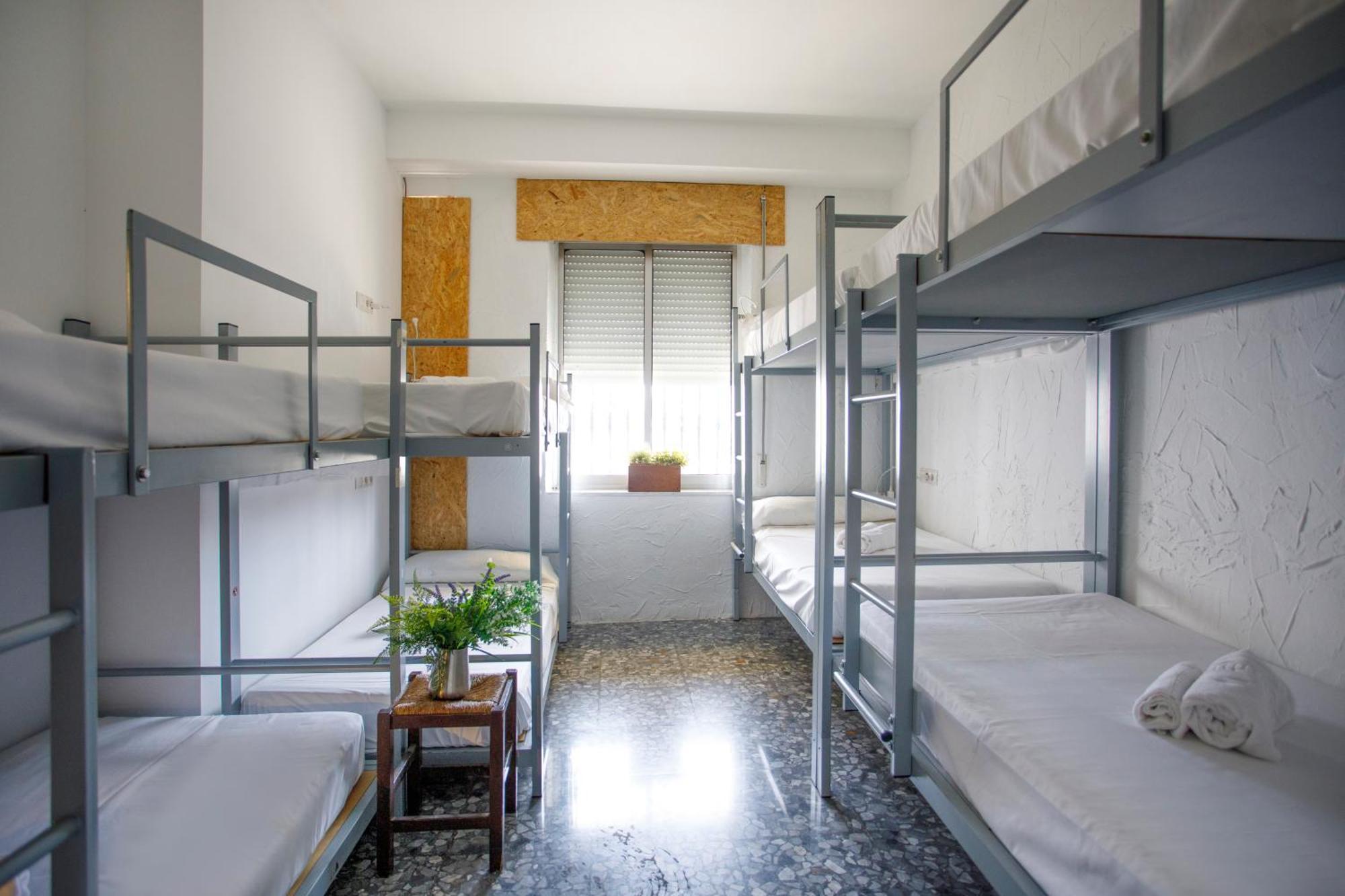 Italica Hostel Сантипонсе Экстерьер фото