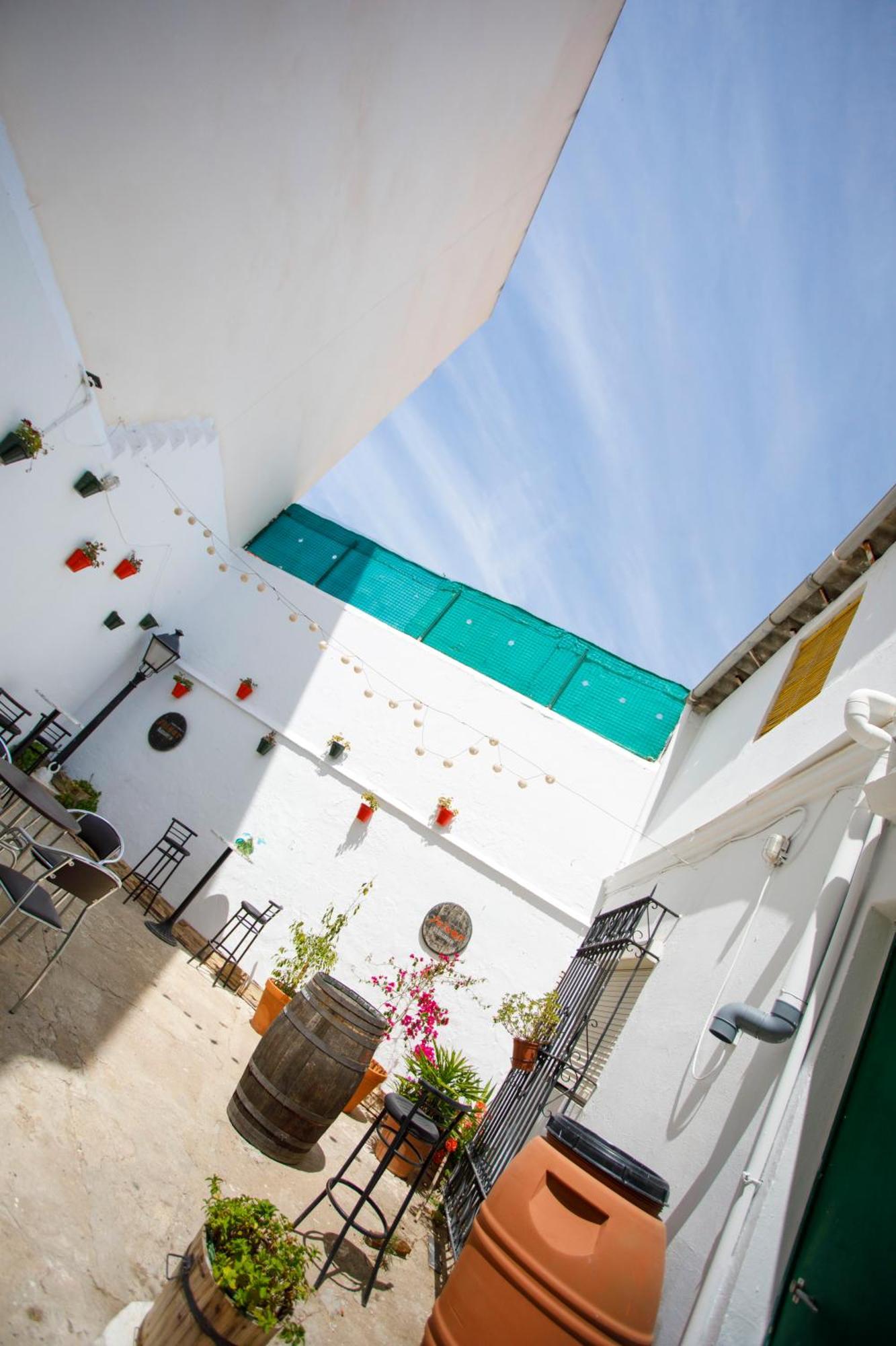 Italica Hostel Сантипонсе Экстерьер фото
